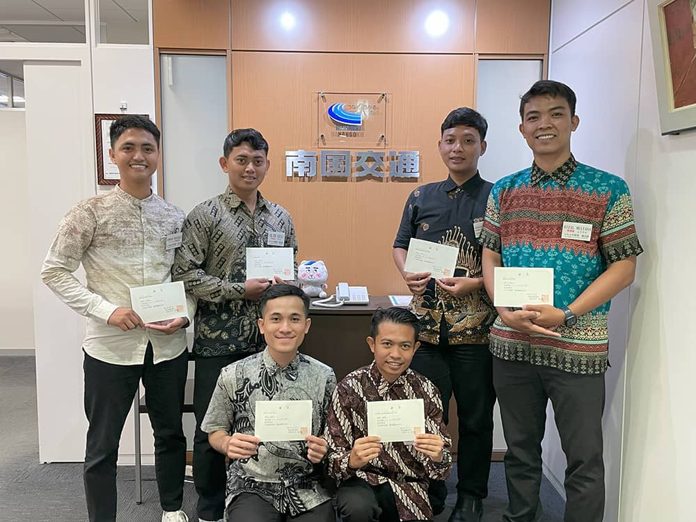 インドネシア（6名）