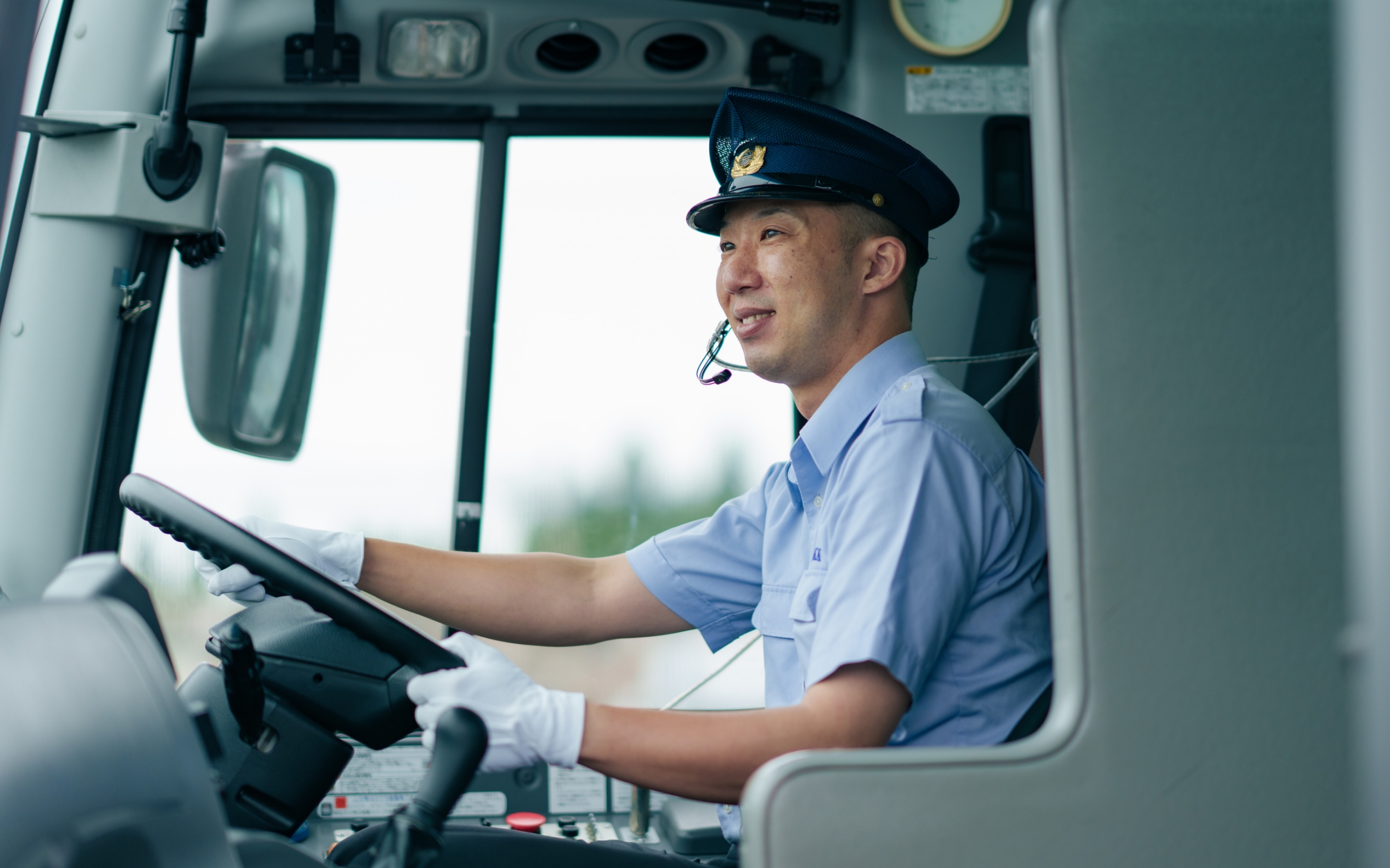 バス運転手の夢を実現し、お客さまの感謝が次のやる気に